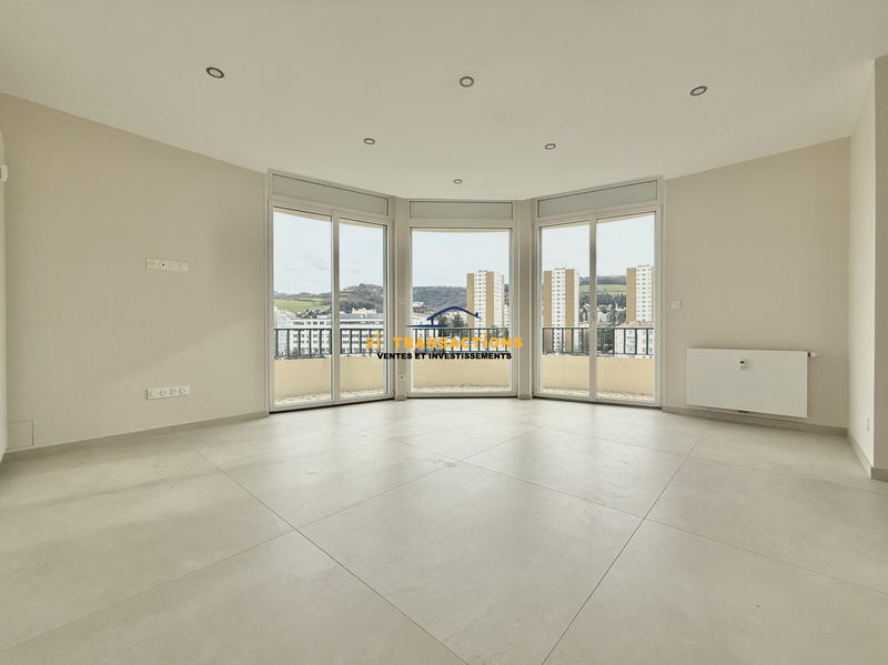 Appartement - 88 m² - 4 pièces