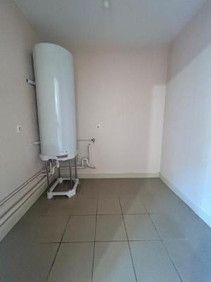 Appartement ancien - 76 m² - 3 pièces