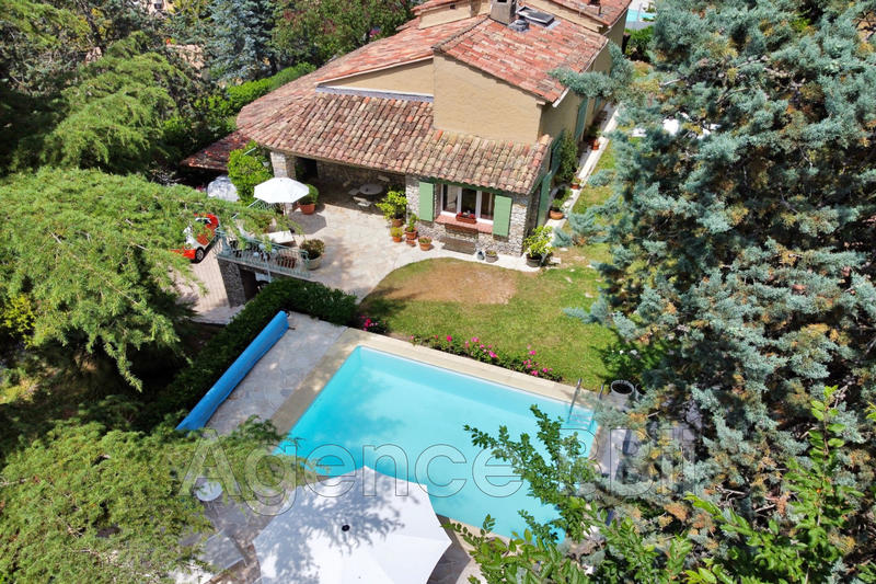 Villa - 276 m² - 7 pièces