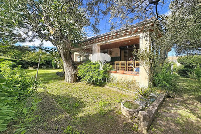 Maison - 136 m² - 5 pièces