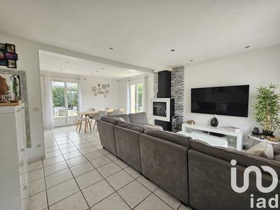 Maison - 137 m² - 7 pièces