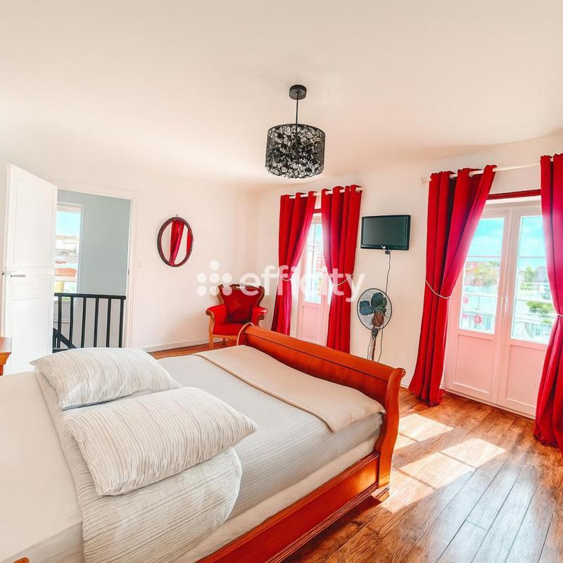 Maison - 165 m² - 4 pièces