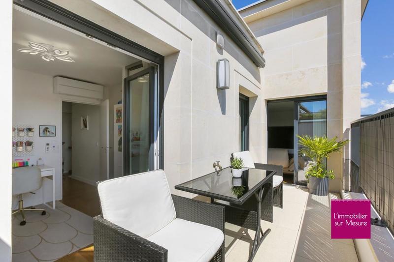 Appartement - 98 m² - 4 pièces