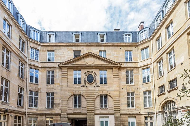 Bureau - 358 m² - 2 pièces