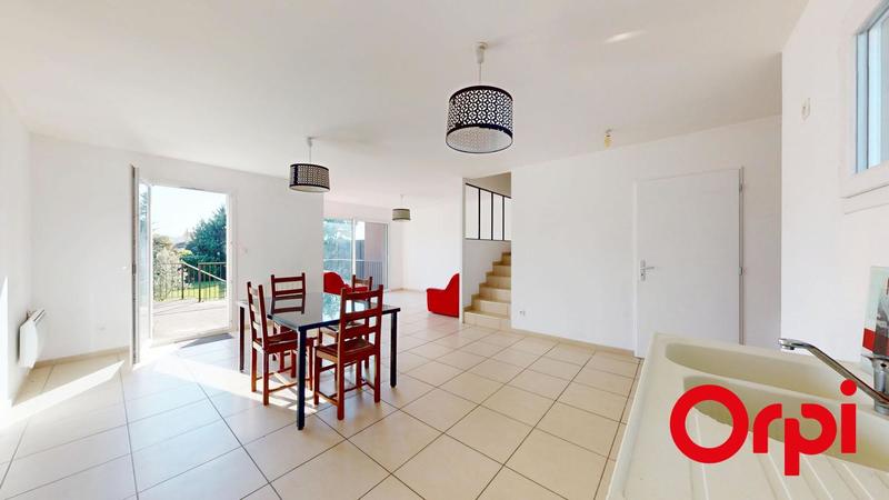 Maison - 90 m² - 4 pièces