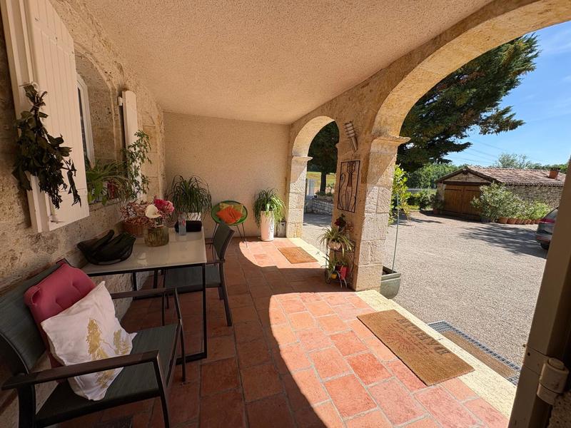 Maison de maîtres - 260 m² - 8 pièces