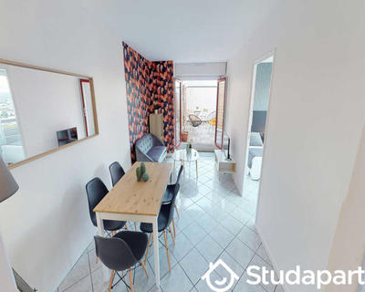 Chambre - 60 m² - 1 pièce