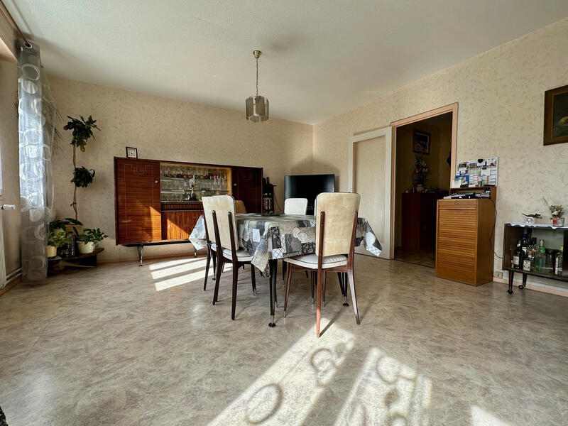 Appartement - 114 m² - 5 pièces