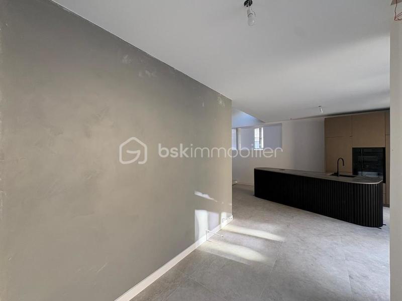 Duplex - 200 m² - 7 pièces