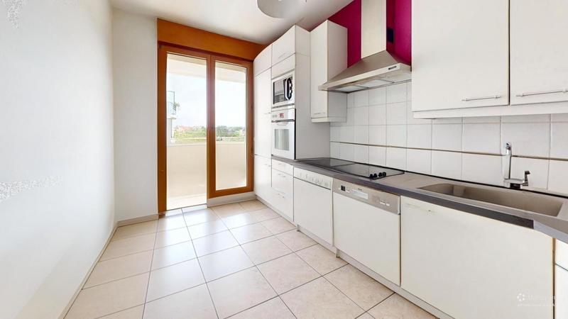 Appartement - 82 m² - 3 pièces