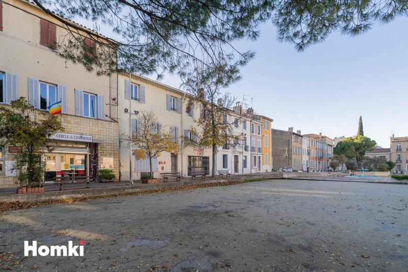 Immeuble - 84 m² - 6 pièces