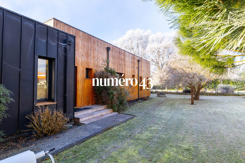 Maison contemporaine - 152 m² - 6 pièces