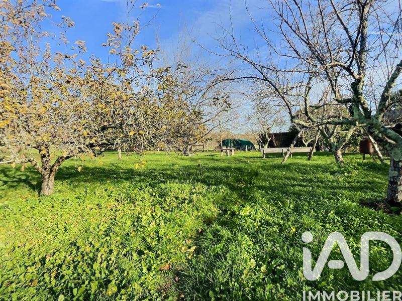 Maison - 299 m² - 15 pièces