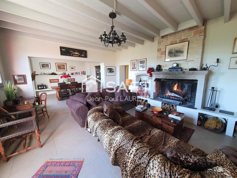 Maison - 229 m² - 6 pièces