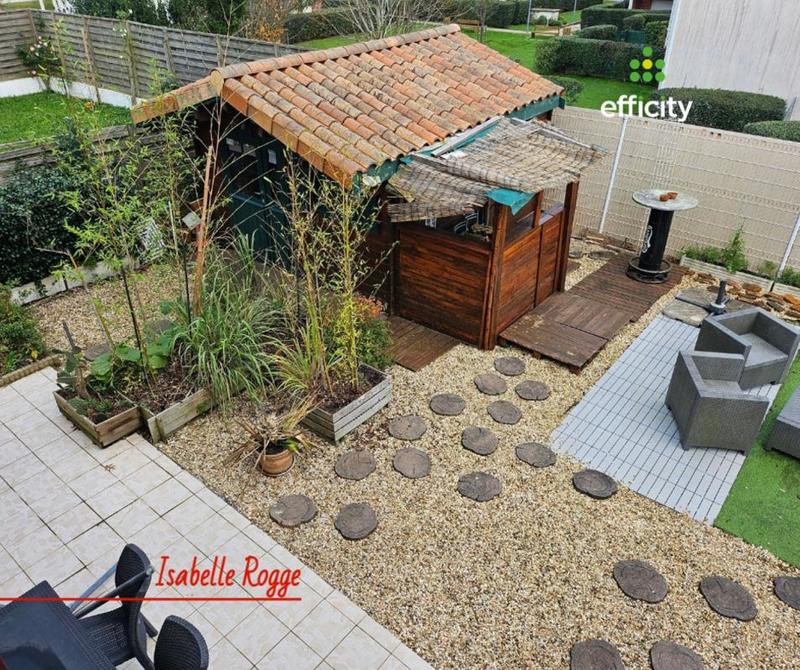 Maison - 95 m² - 4 pièces