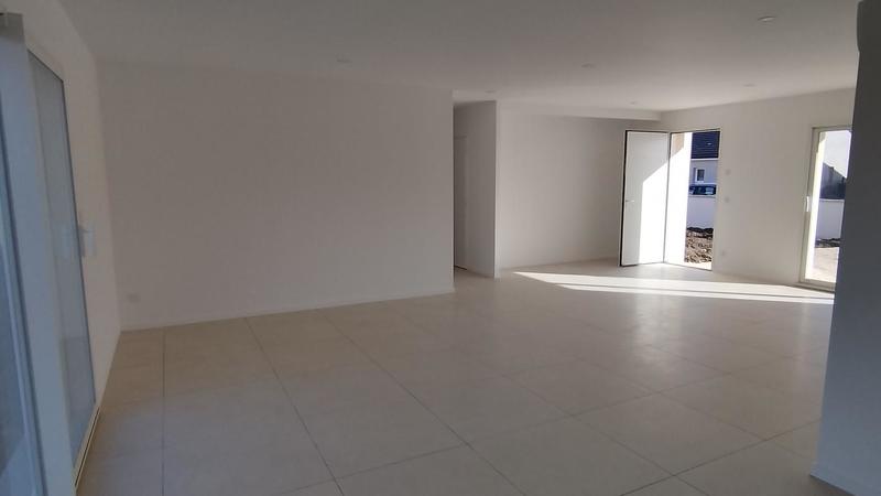 Maison - 104 m² - 4 pièces