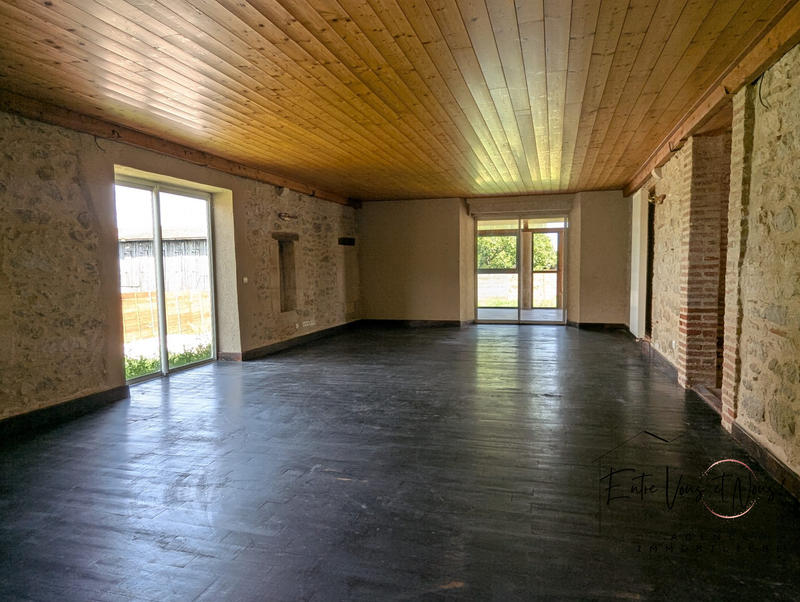 Maison ancienne - 245 m² - 9 pièces