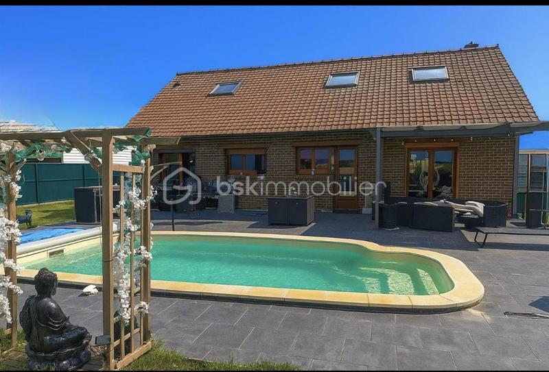 Maison - 115 m² - 6 pièces