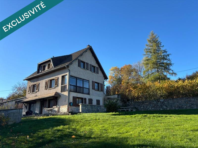 Maison - 222 m² - 8 pièces