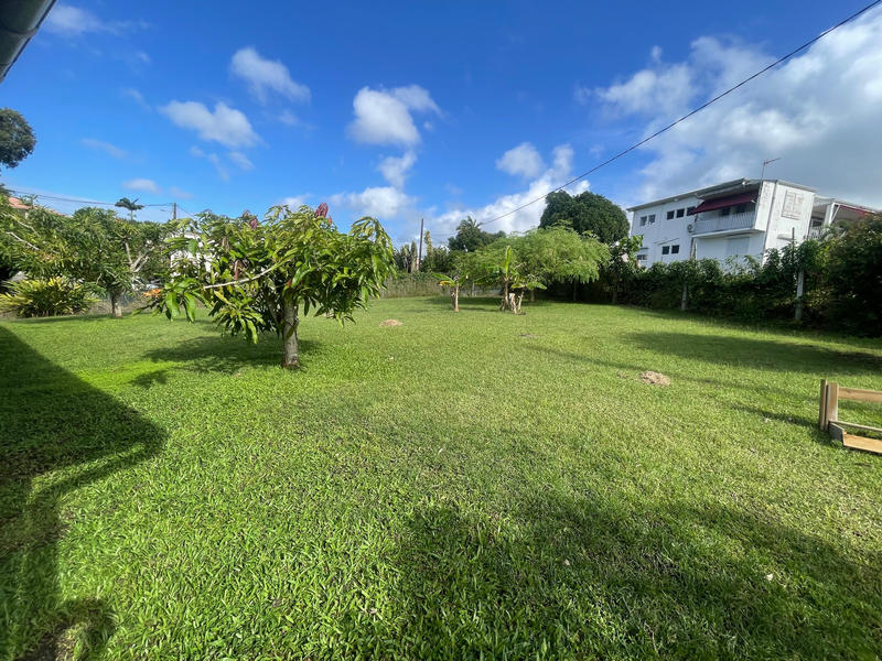 Maison - 250 m² - 5 pièces