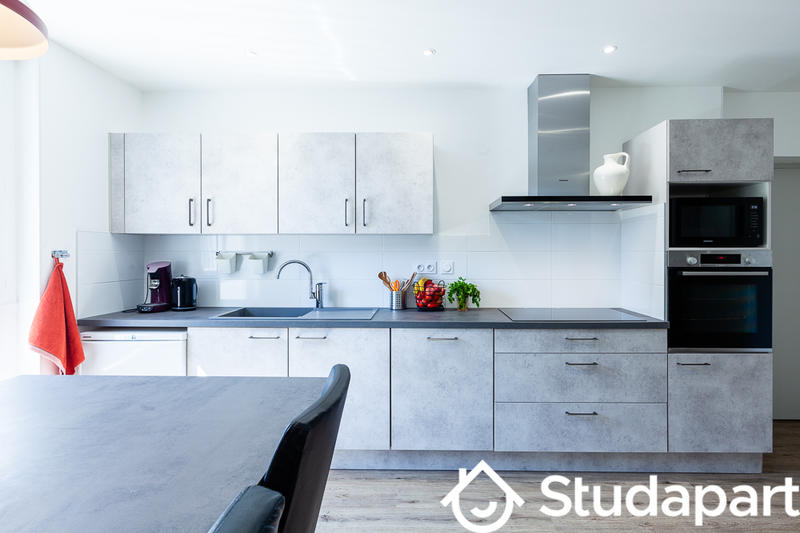 Chambre - 11 m² - 1 pièce