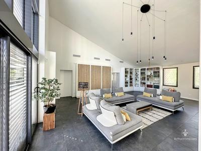 Appartement - 320 m² - 6 pièces