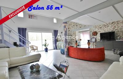 Maison de campagne - 395 m² - 11 pièces