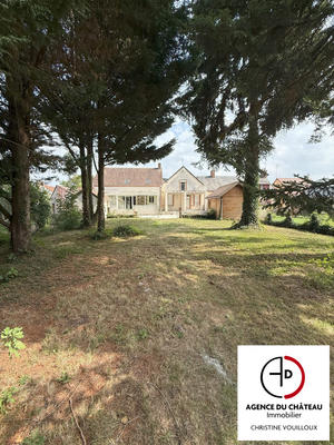 Maison traditionnelle - 310 m² - 6 pièces