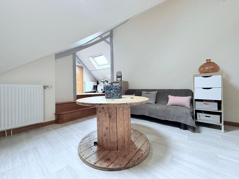 Maison - 230 m² - 4 pièces