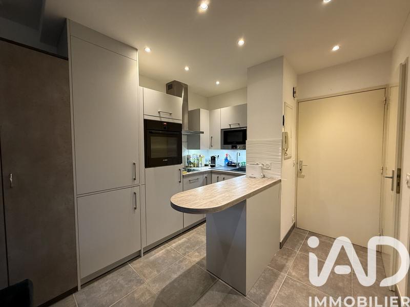 Studio - 30 m² - 1 pièce