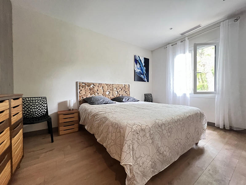 Maison - 228 m² - 7 pièces