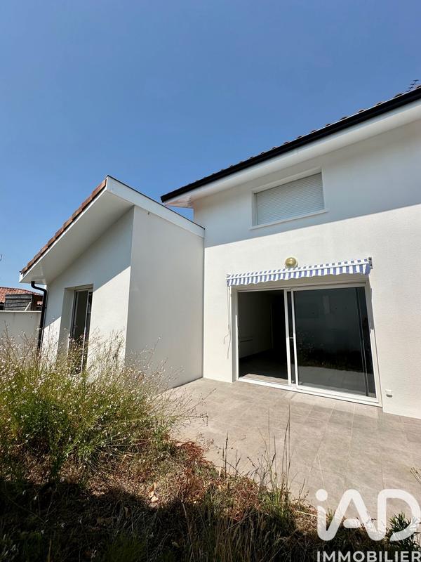 Maison - 94 m² - 4 pièces