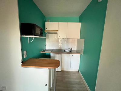 Studio - 24 m² - 1 pièce