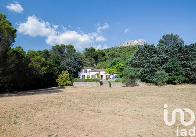 Maison - 200 m² - 6 pièces