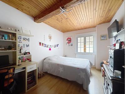 Maison - 148 m² - 5 pièces