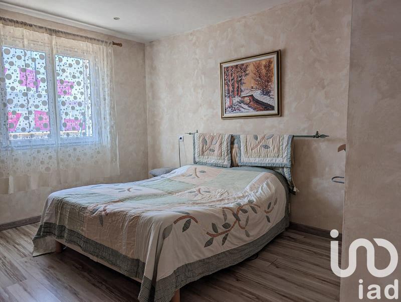 Maison - 181 m² - 5 pièces