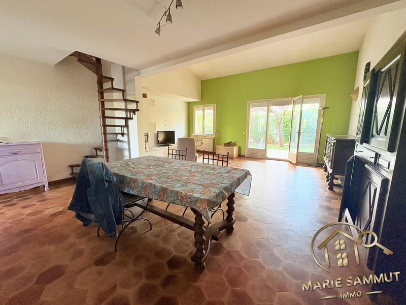 Maison traditionnelle - 163 m² - 5 pièces