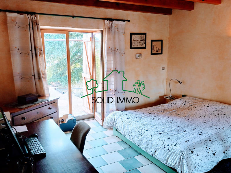 Mas - 150 m² - 14 pièces