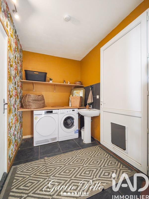 Maison - 93 m² - 4 pièces