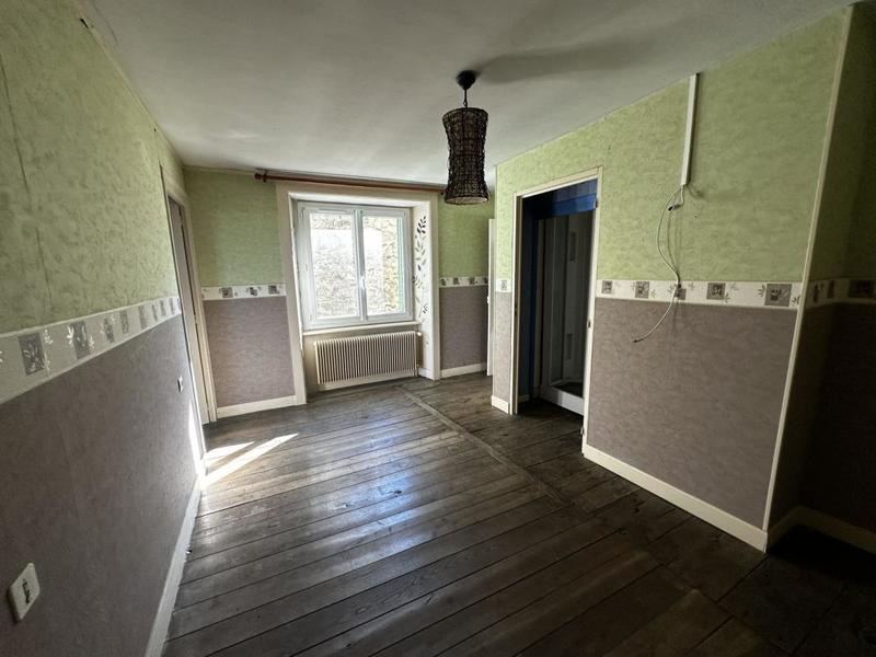 Maison - 111 m² - 6 pièces