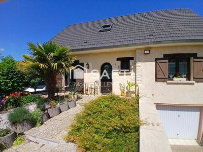 Maison - 183 m² - 9 pièces