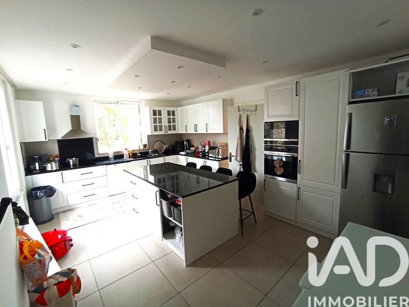 Maison - 180 m² - 6 pièces