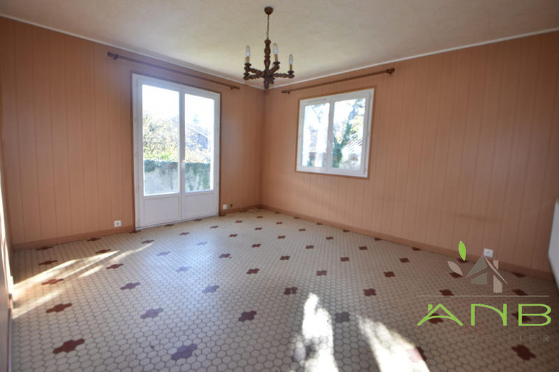 Maison - 91 m² - 7 pièces