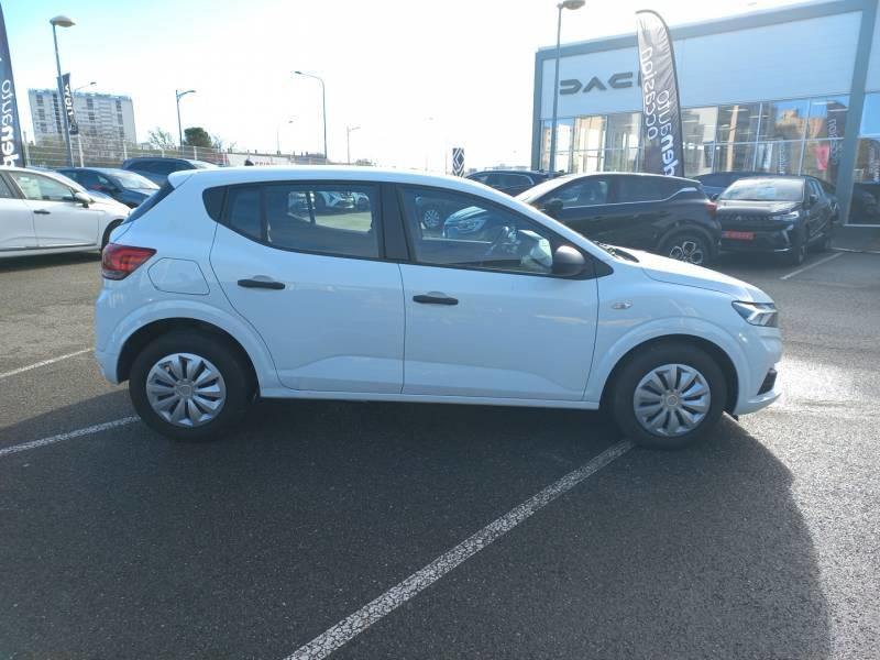 Dacia Sandero Eco-G 100 Essential