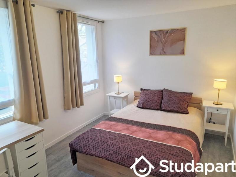 Chambre - 9 m² - 1 pièce