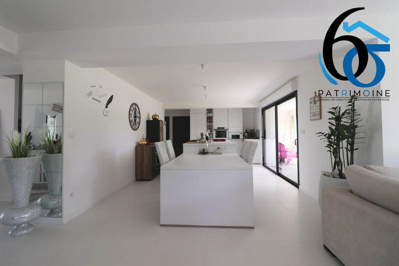 Ferme - 205 m² - 5 pièces