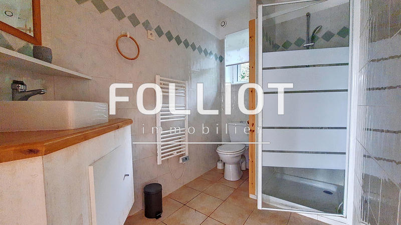 Maison - 77 m² - 6 pièces