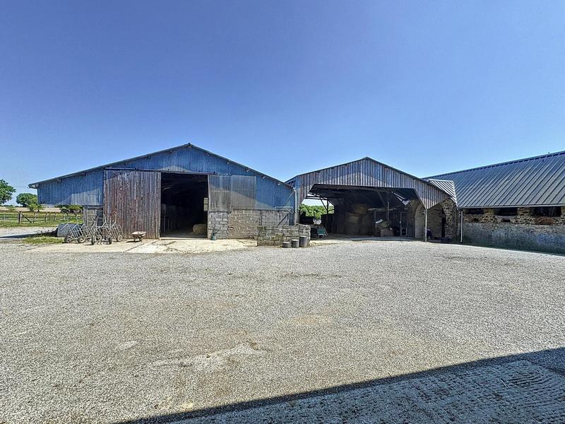 Maison - 180 m² - 6 pièces