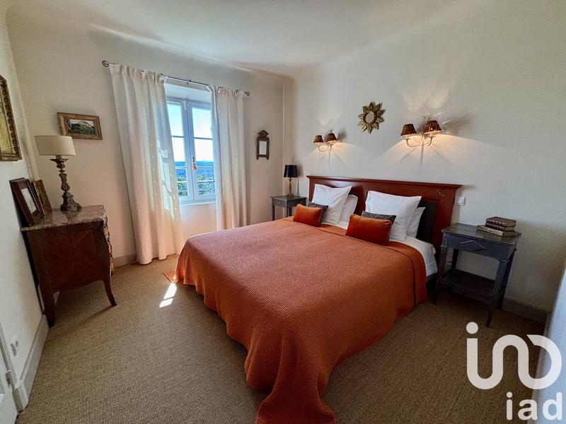 Bastide - 210 m² - 5 pièces