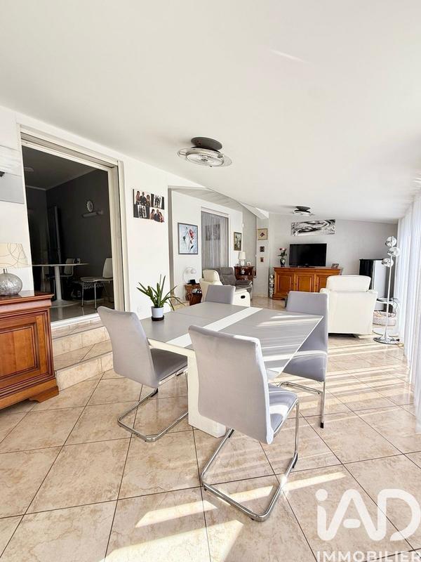 Maison - 129 m² - 5 pièces